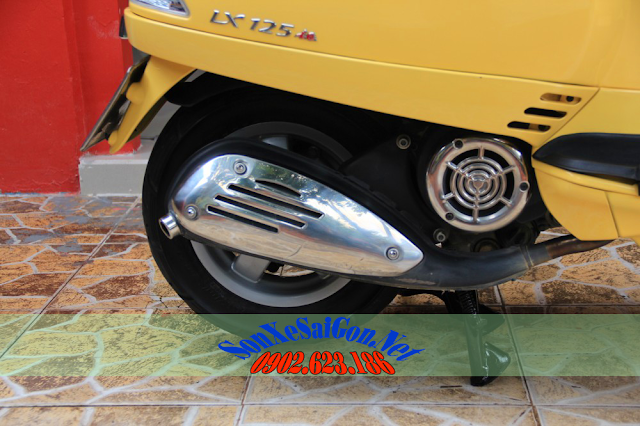 Sơn xe Vespa LX màu vàng zin cực đẹp Sơn xe Vespa LX màu vàng zin cực đẹp
