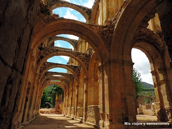 Monasterio abandonado de Santa María de Rioseco, Valle de Manzanedo, Merindades, Burgos