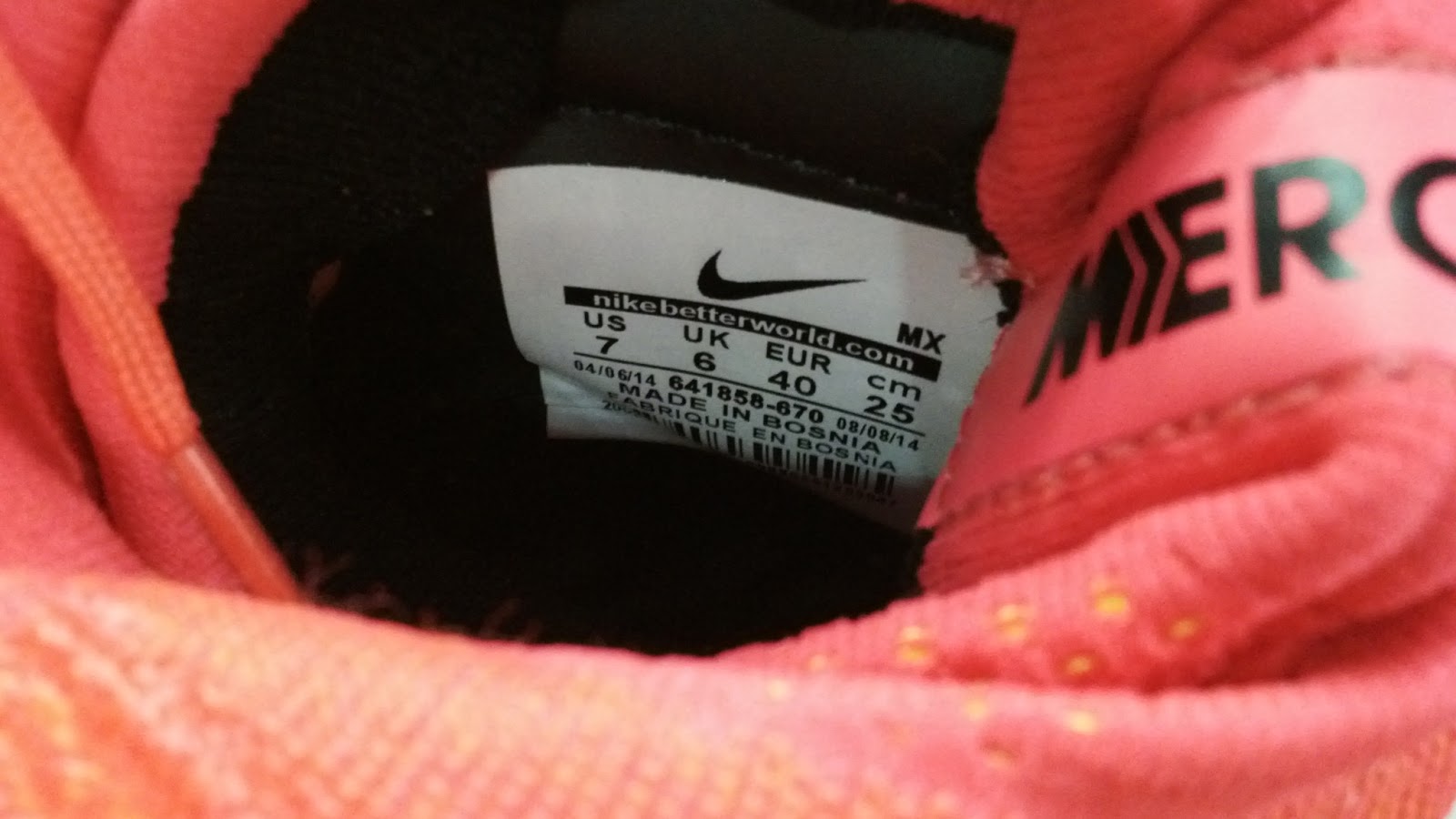 Sepatu Bola Nike,082370086410 - Sepatu Nike,Sepatu Futsal