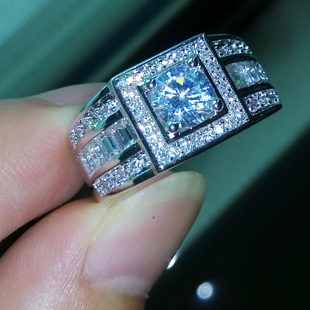 Latest Diamond Rings 