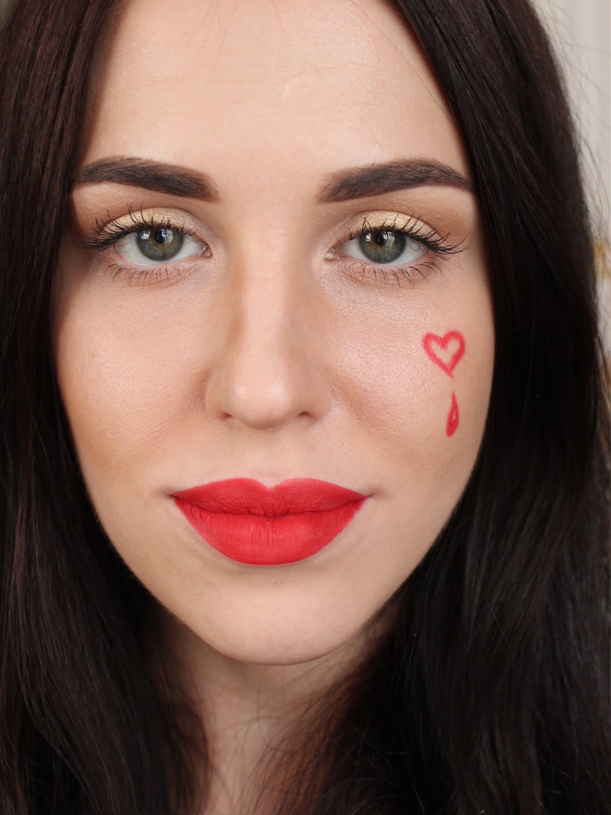 Mac review. Mac cubic румяна. Mac review. Mac review. Mac modesty satin губная.