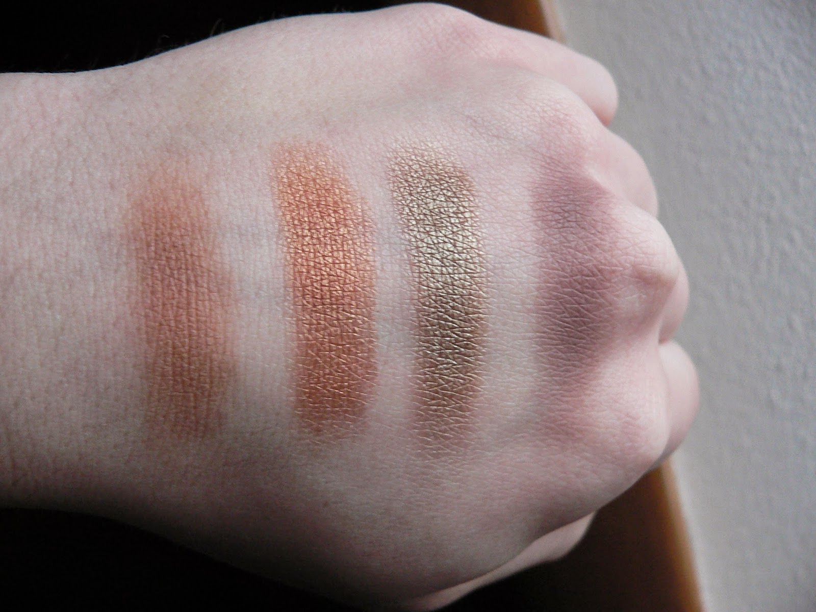 MAC Eye Shadow Swatches: (Left to Right) "Bamboo", "Amber Lights", "Sumptuous Olive", "Quarry"