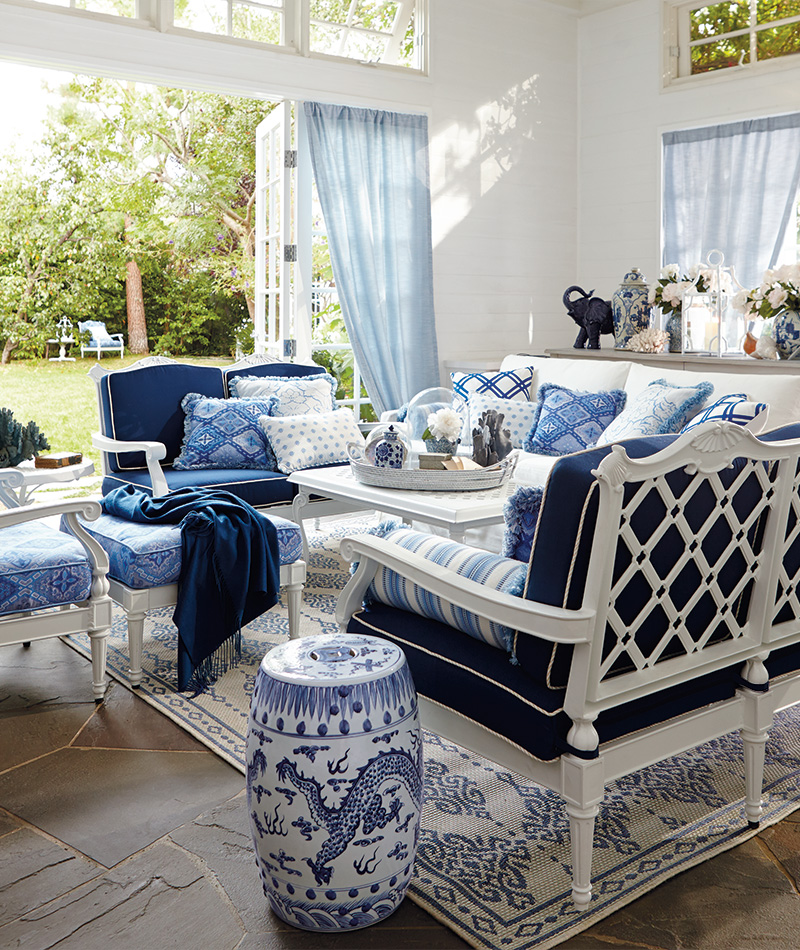 Chinoiserie Chic Blue and White