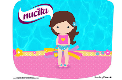 Fiesta en la Piscina para Niña Morena: Etiquetas para Candy Bar para Imprimir Gratis. Etiqueta Nucita de Fiesta en la Piscina para Niña Morena para imprimir gratis.