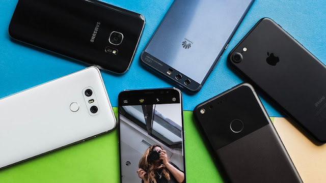 Guida – Come comportarsi se lo smartphone inizia a riavviarsi da solo? Guida – Come comportarsi se lo smartphone inizia a riavviarsi da solo?