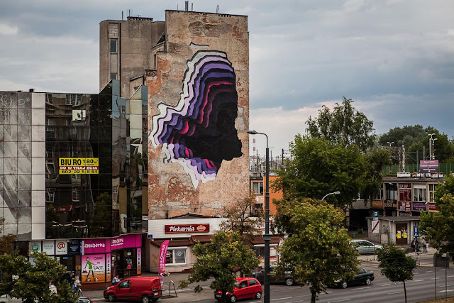 While we last heard from him in Gdynia a few days ago, 1010 has now landed in Warsaw, Poland where he was invited by Street Art Doping.
