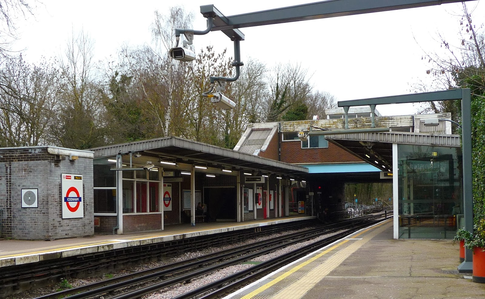 London Underground Towns Ickenham