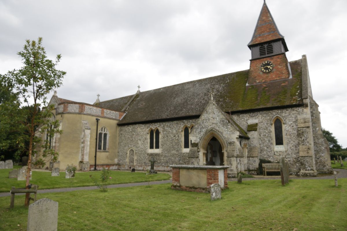 The Church Explorer St Nicholas Rotherfield Greys