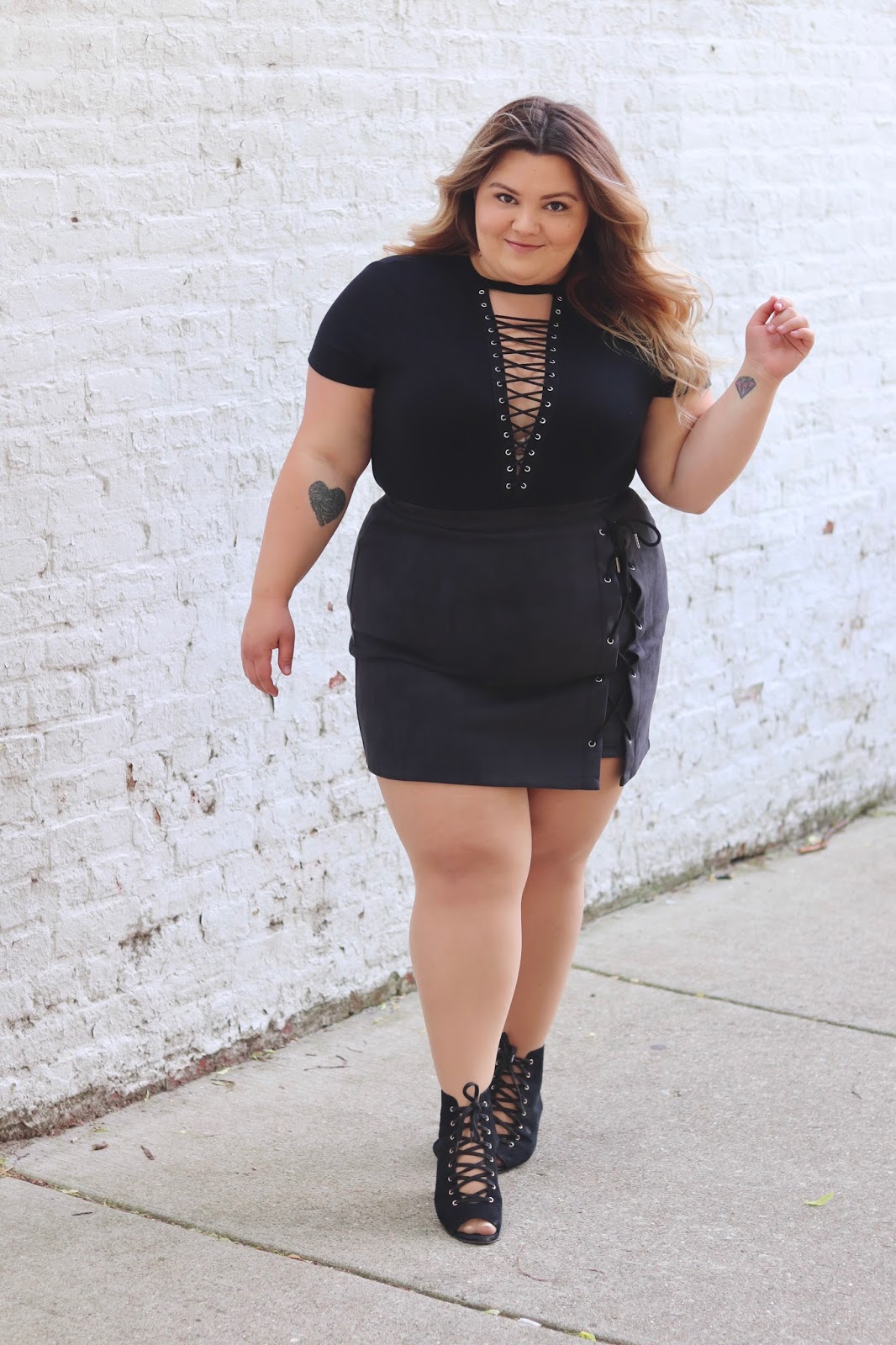 EMBRACE YOUR CURVES | Natalie in the City - A Chicago Petite Plus Size