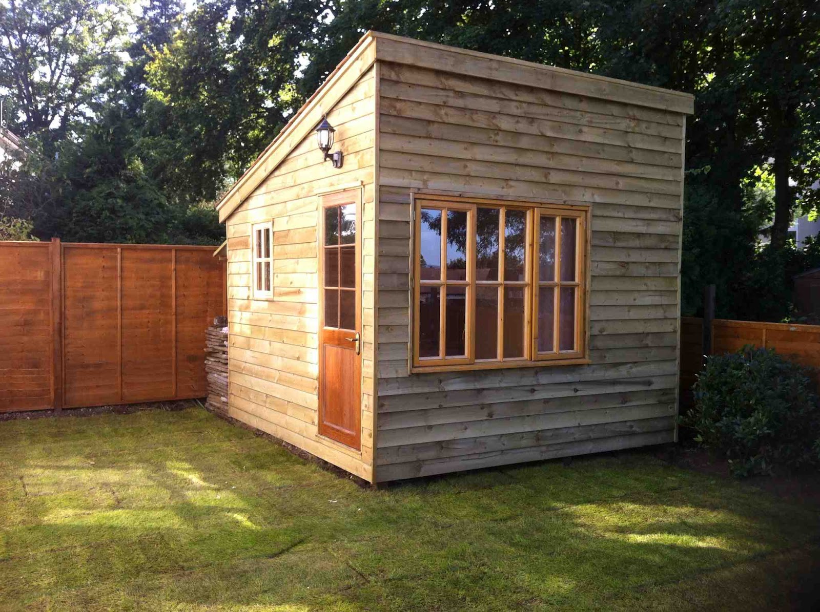 Shedworking: Building a garden office: before and after