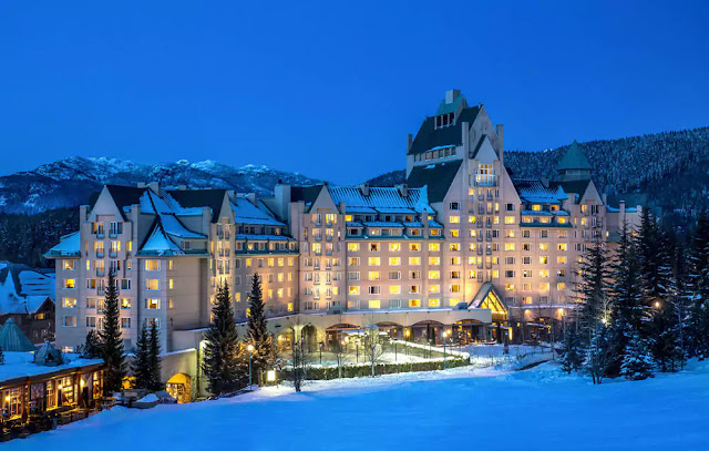 With a stay at The Fairmont Chateau Whistler, discover the perfect balance of relaxation and adventure Create memories of a lifetime when you plan a unique mountain getaway at Whistler's landmark ski-in ski-out hotel and British Columbia golf resort.