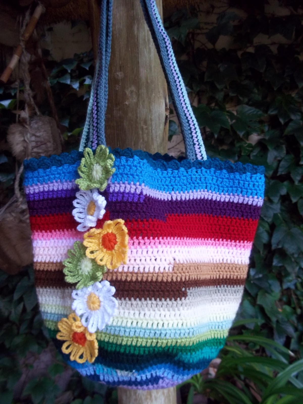 Zooty Owl's Crafty Blog Crochet Chain Loop Daisy