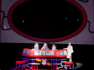 The Muppets Take the 02 Peter Davison and the Muppets in Space