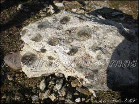 As pedras parideiras, fenômeno geológico raro que só acontece em dois únicos lugares no planeta: em Arouca, POrtugal e em São Petesburgo, Rússia