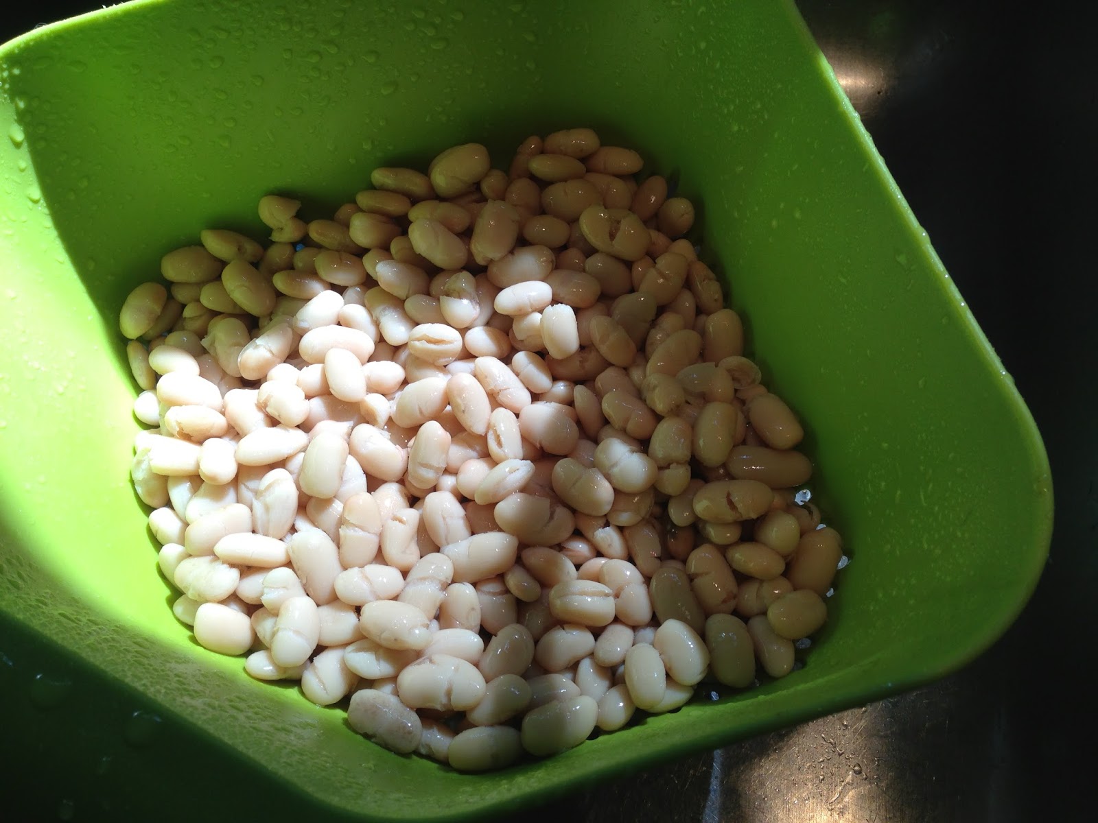 The Vegan Hucklebuck Franks And Beans Vegan Style