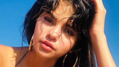 Selena revela titulo de música favorita de seu próximo álbum e da detalhes