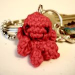 https://freepatternsbyh.blogspot.com.es/2017/07/octopus-amigurumi-keychain.html