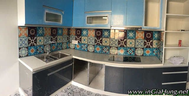 Thi công vách bếp kính cường lực in hoa văn gạch bông cực đẹp tại đường Trường Chinh, Tân Bình, TpHCM Thi công vách bếp kính cường lực in hoa văn gạch bông cực đẹp tại đường Trường Chinh, Tân Bình, TpHCM