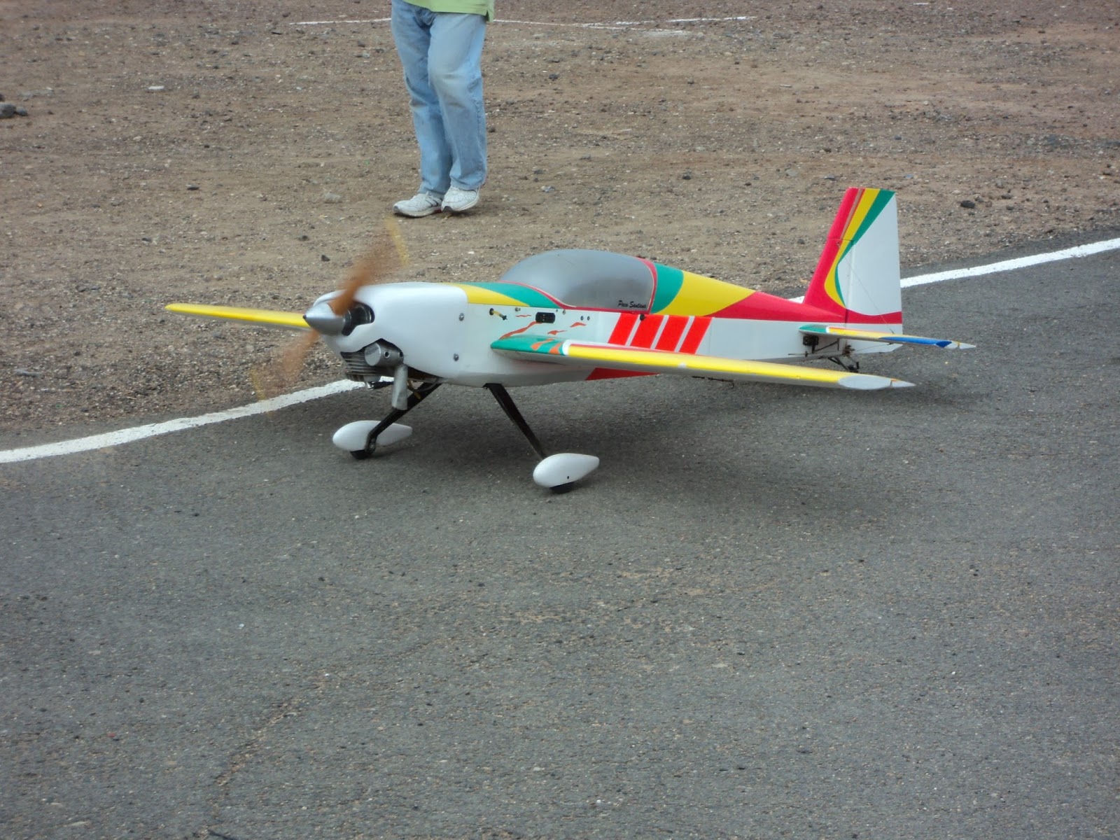 charlyhandyman-aviones-rc-aeromodelismo-en-los-giles-las-palmas-de