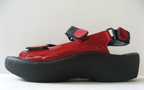 WOLKY JEWEL RED LEATHER SANDALS WOMENS SIZE 8 SIZE 39