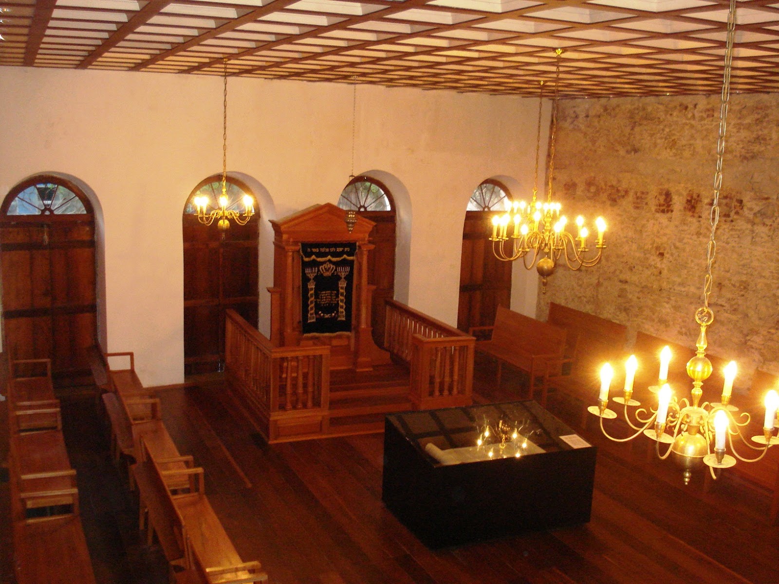 Sinagoga Kahal Zur Israel - Interior da Sinagoga Kahal Zur Israel