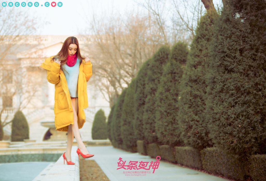 TouTiao 2018-04-09: Model Han Xia Xi (韩 夏 汐) (90 photos)