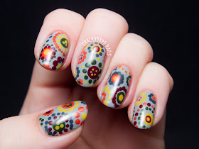 70's Style Polka Dot Floral Print by @chalkboardnails