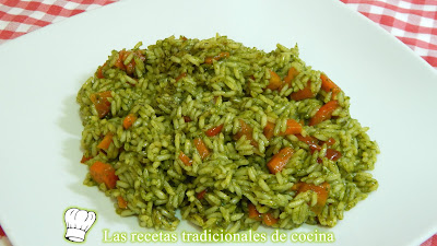 Receta fácil de arroz verde sin colorantes