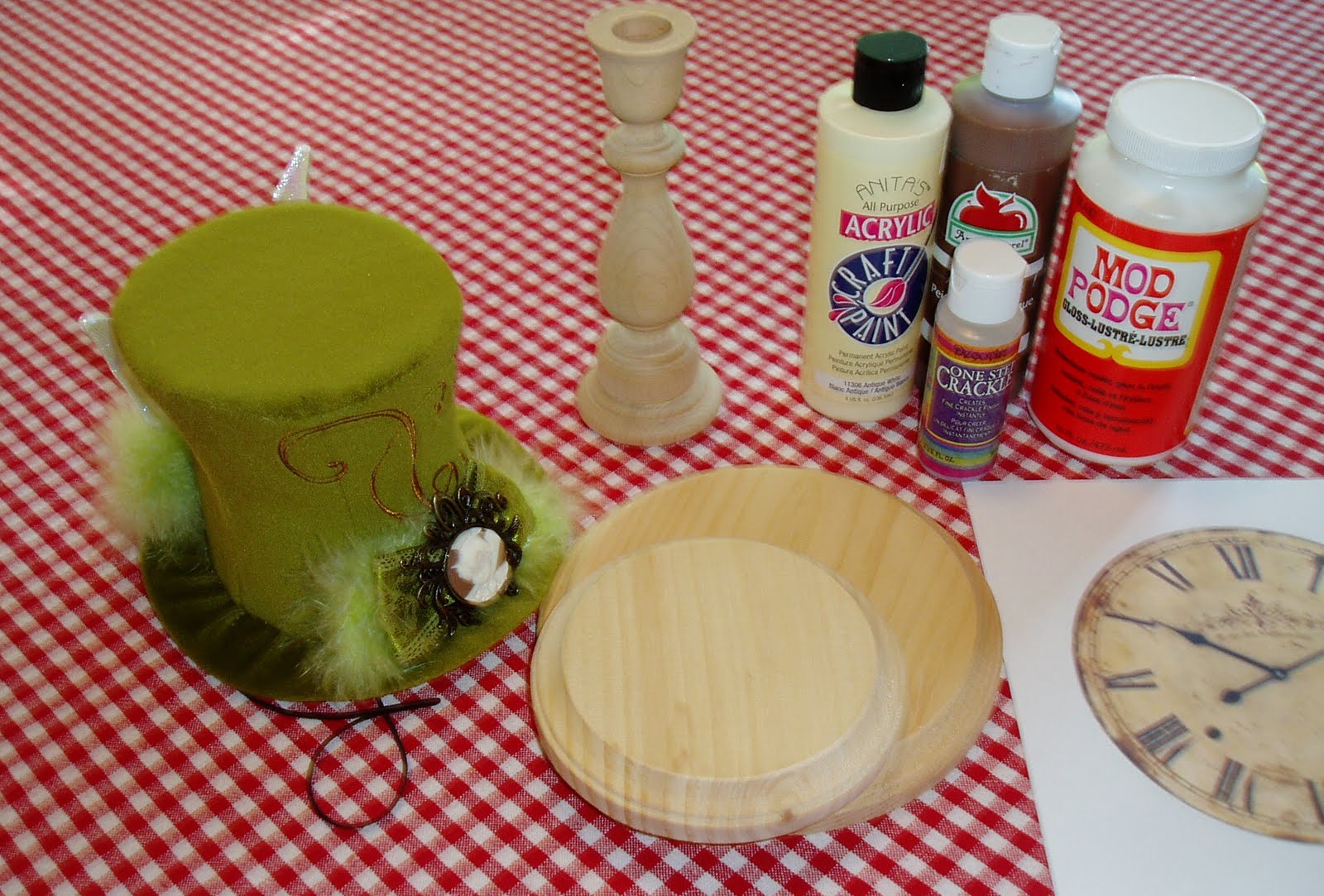 Zetta's Aprons Simple Hat Stand...Fancy Hat!