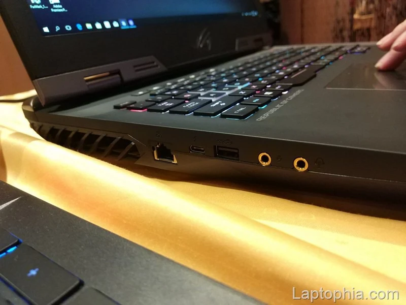 Hands On Review Asus ROG G703GI