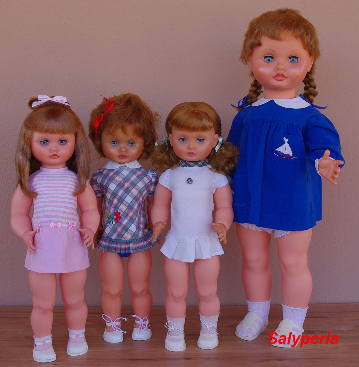 Куколку зовут. Как назвать куклу. Испанские наши куклы ВК. Как можно назвать куклу. Как назвать куклу девочку.