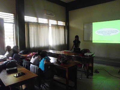 AKADEMI SEKRETARI WIDYA MANDALA MADIUN