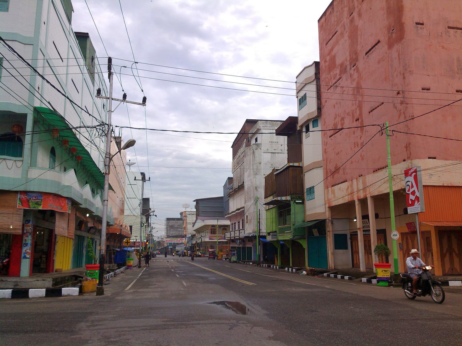 Kaki Pegal: Bagan Siapi Api, The City of Light