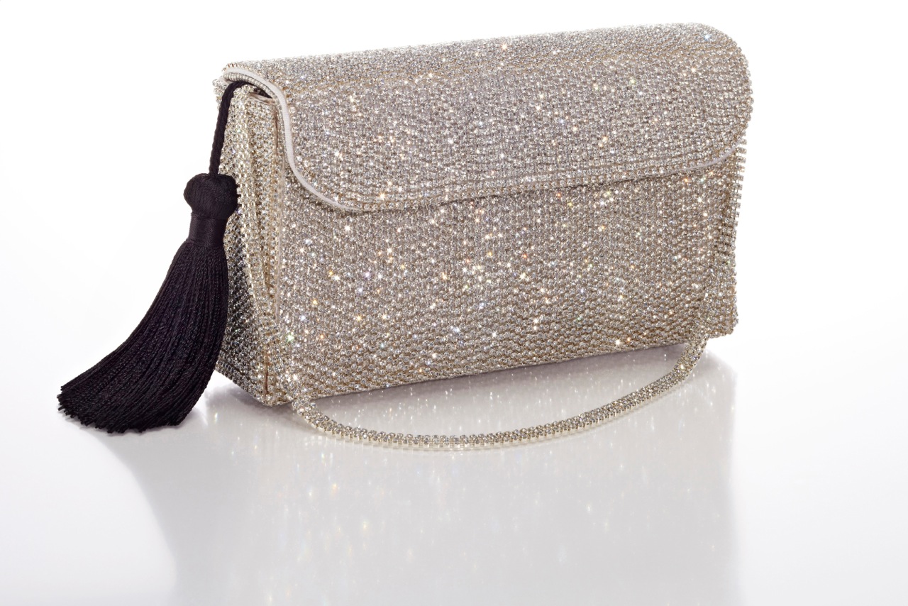 First Look: Lea Black Reveals New Handbag Collection!