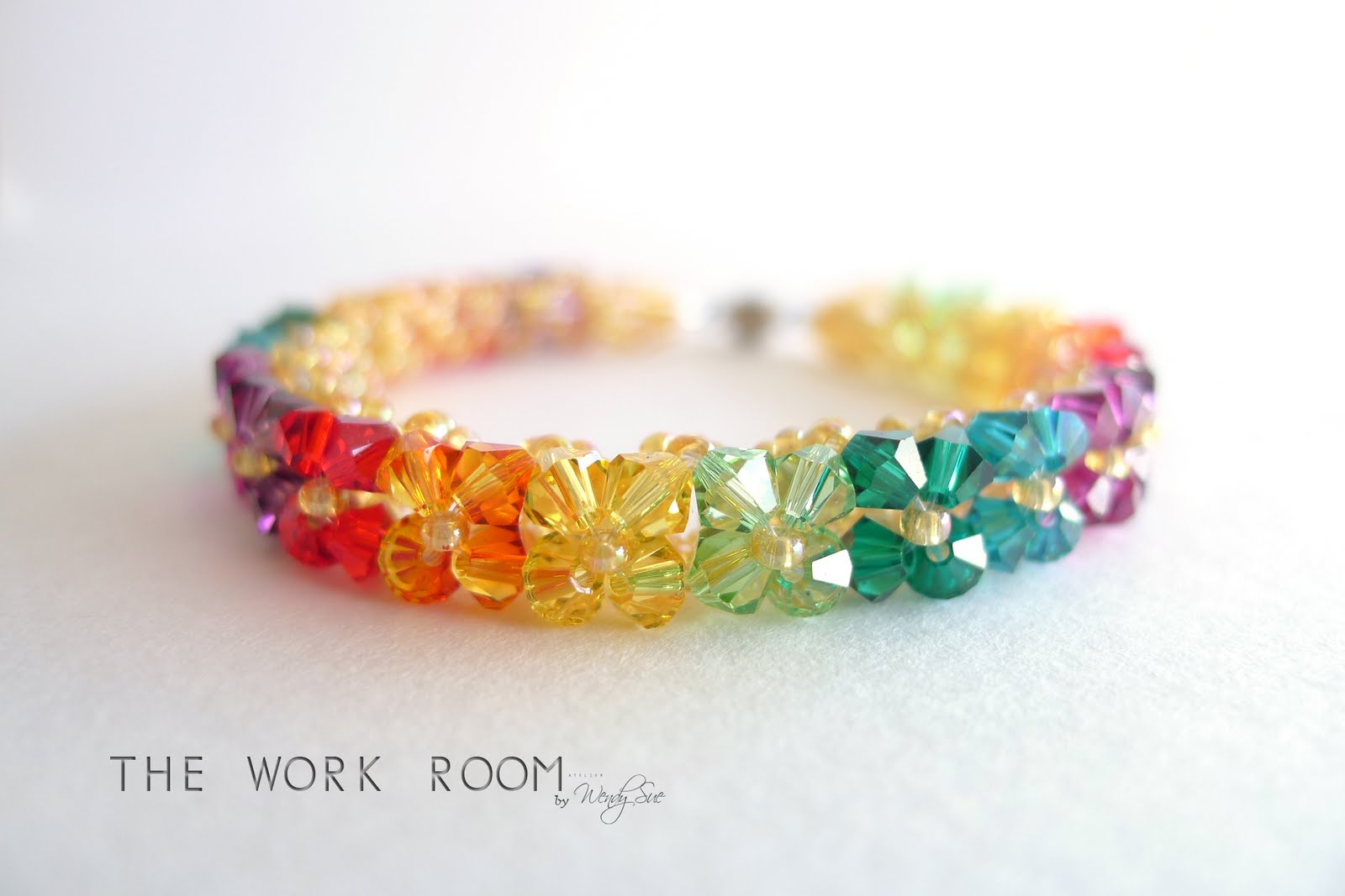 The Work Room TWR070 Rainbow Bangle Bracelet Tutorial