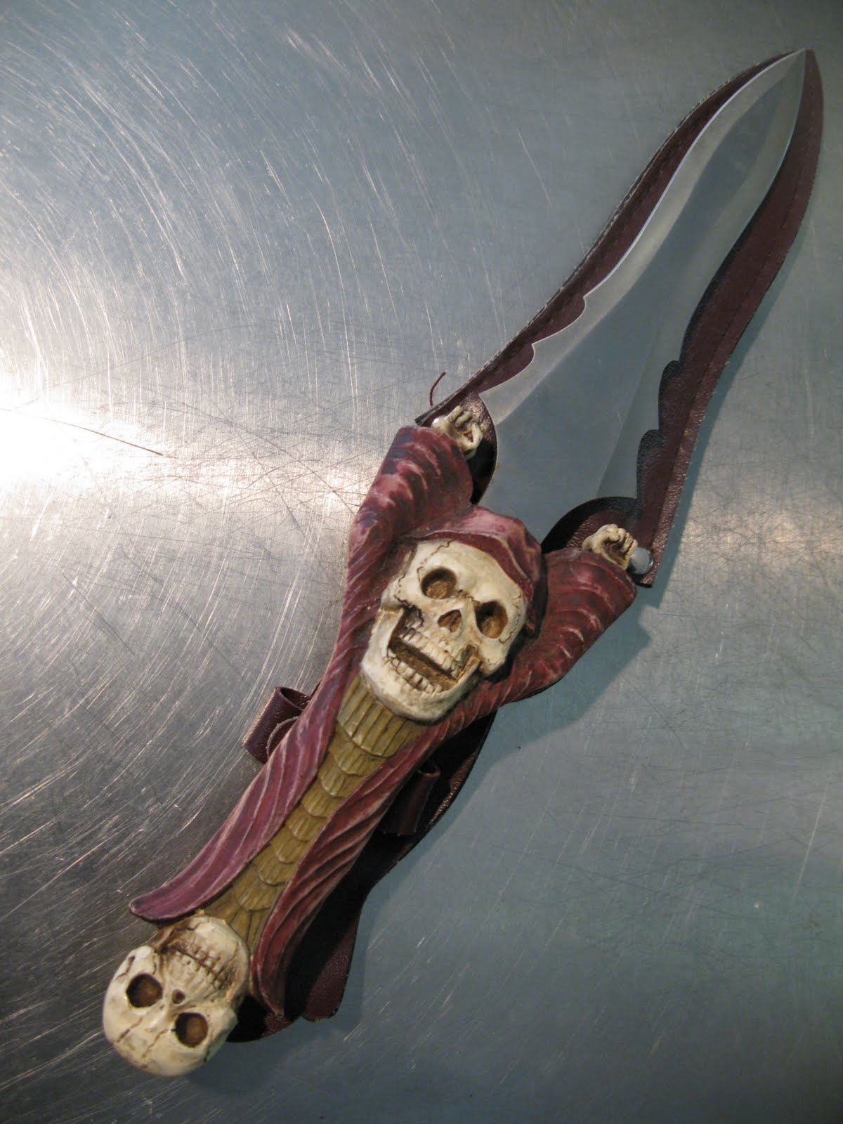 Brass Balls Pawn™ Skull Fantasy Knife in Brown LeatherLook holder for