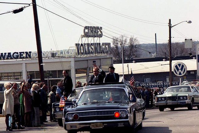 Secret Service agents protecting President Nixon