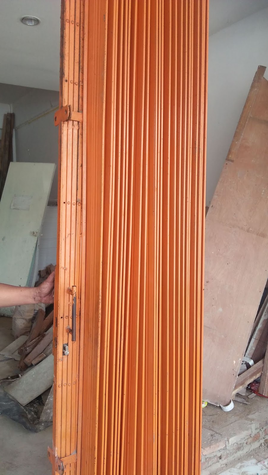 Folding gate KJS TEKNIK ROLLING DOOR