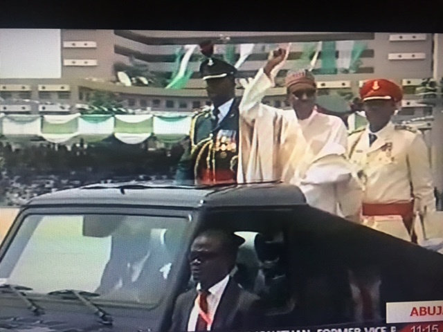 Nigeria's New President, Muhammadu Buhari Rides In The Presidential G-Wagon