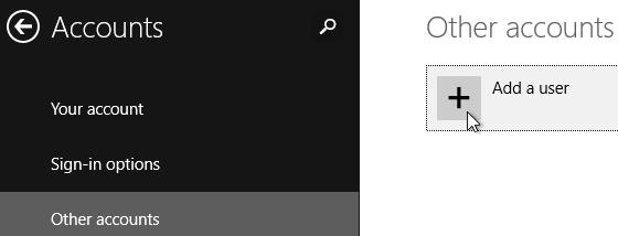 Windows 8.1, Panneau de configuration, Comptes d'utilisateurs. Cliquez sur 'Ajouter un nouvel utilisateur dans les paramètres PC'. Windows 8.1, Panneau de configuration, Comptes d'utilisateurs. Cliquez sur 'Ajouter un nouvel utilisateur dans les paramètres PC'.