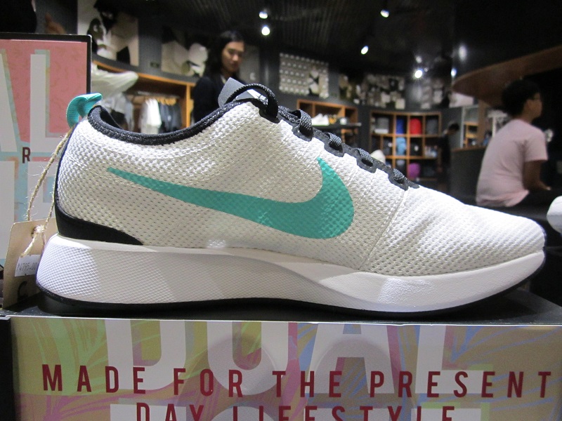 nike's dualtone racer gets touched by an angel