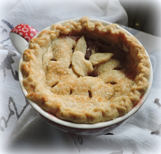 Apple and Cranberry Pie