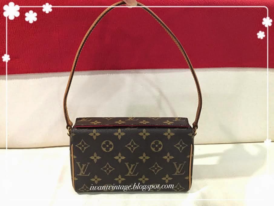 I Want Vintage Designer Handbags Louis Vuitton Small Louis Vuitton Small Shoulder Bag Vintage
