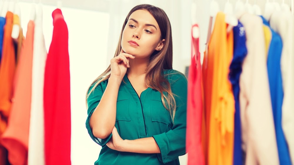 Cara untuk Berpakaian Ketika Anda Memiliki Hiperhidrosis (Keringat Berlebihan) Tips untuk memilih Pakaian