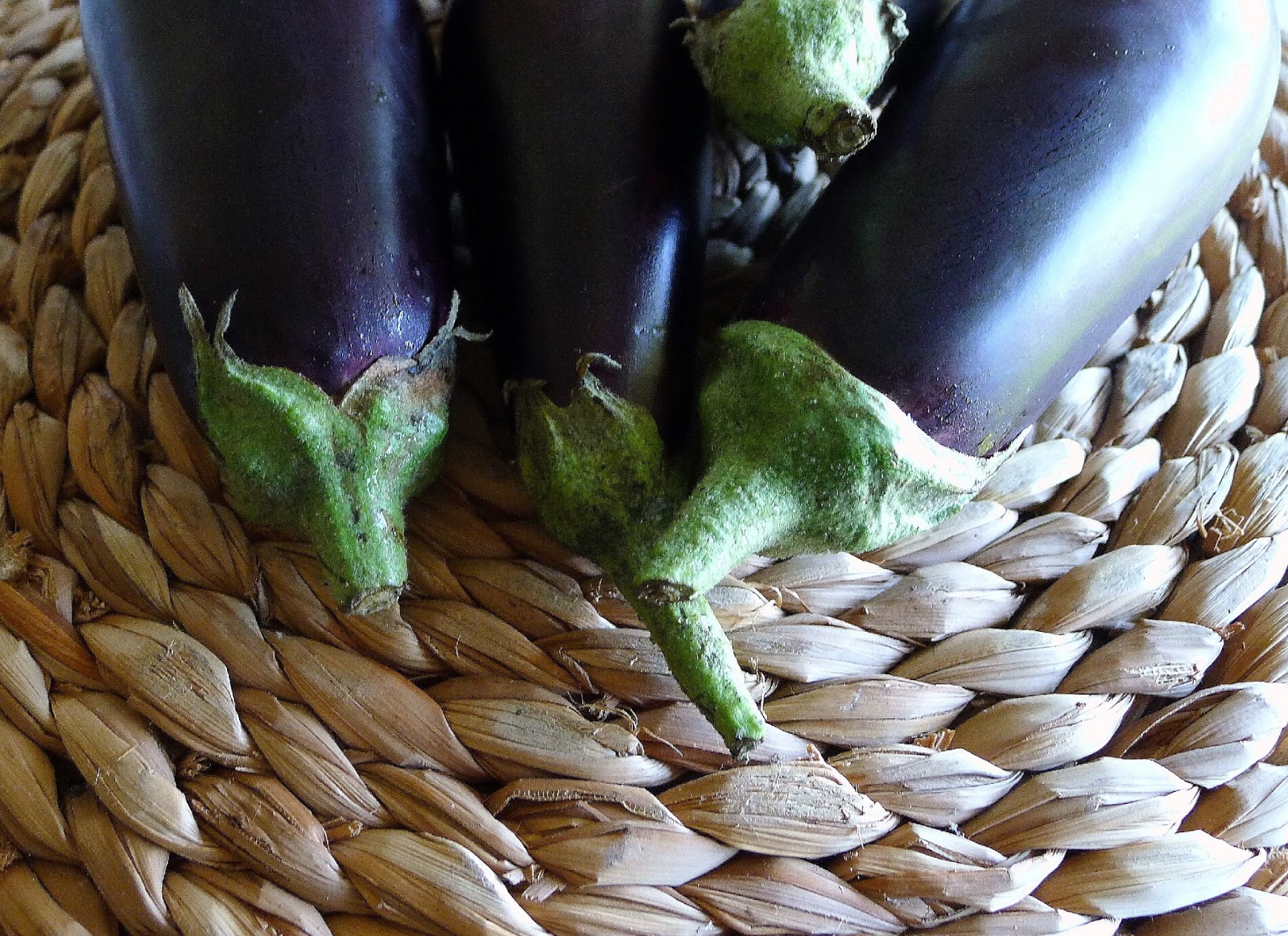 MY KITCHEN IN SPAIN EGGPLANT DOES DOUBLEDUTY