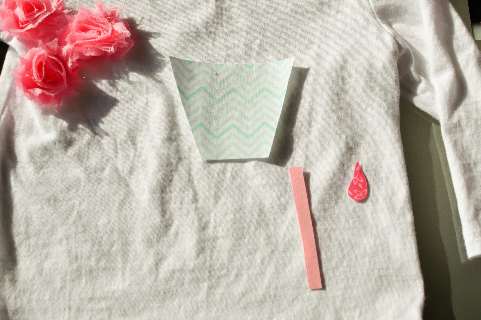 Modern Day Homemaker How to Appliqué a Tshirt