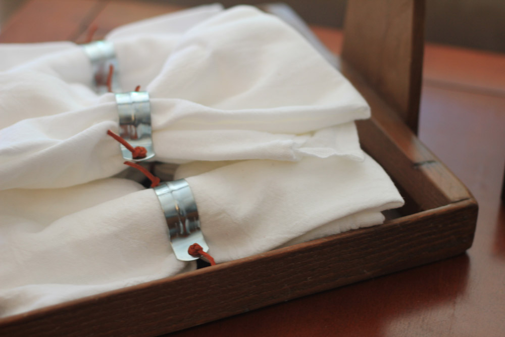 sassafras simple rustic napkin rings diy