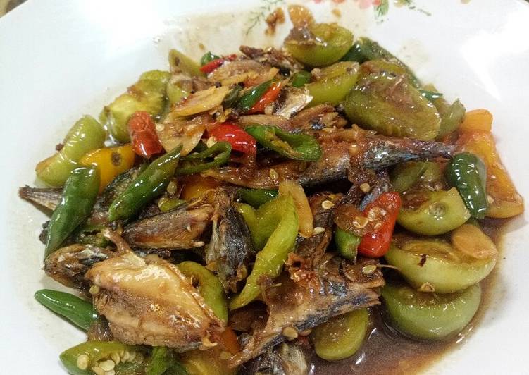 Resep Tumis Peda Tomat Hijau yang Enak dan Bikin Nagih Resep Tumis Peda Tomat Hijau yang Enak dan Bikin Nagih