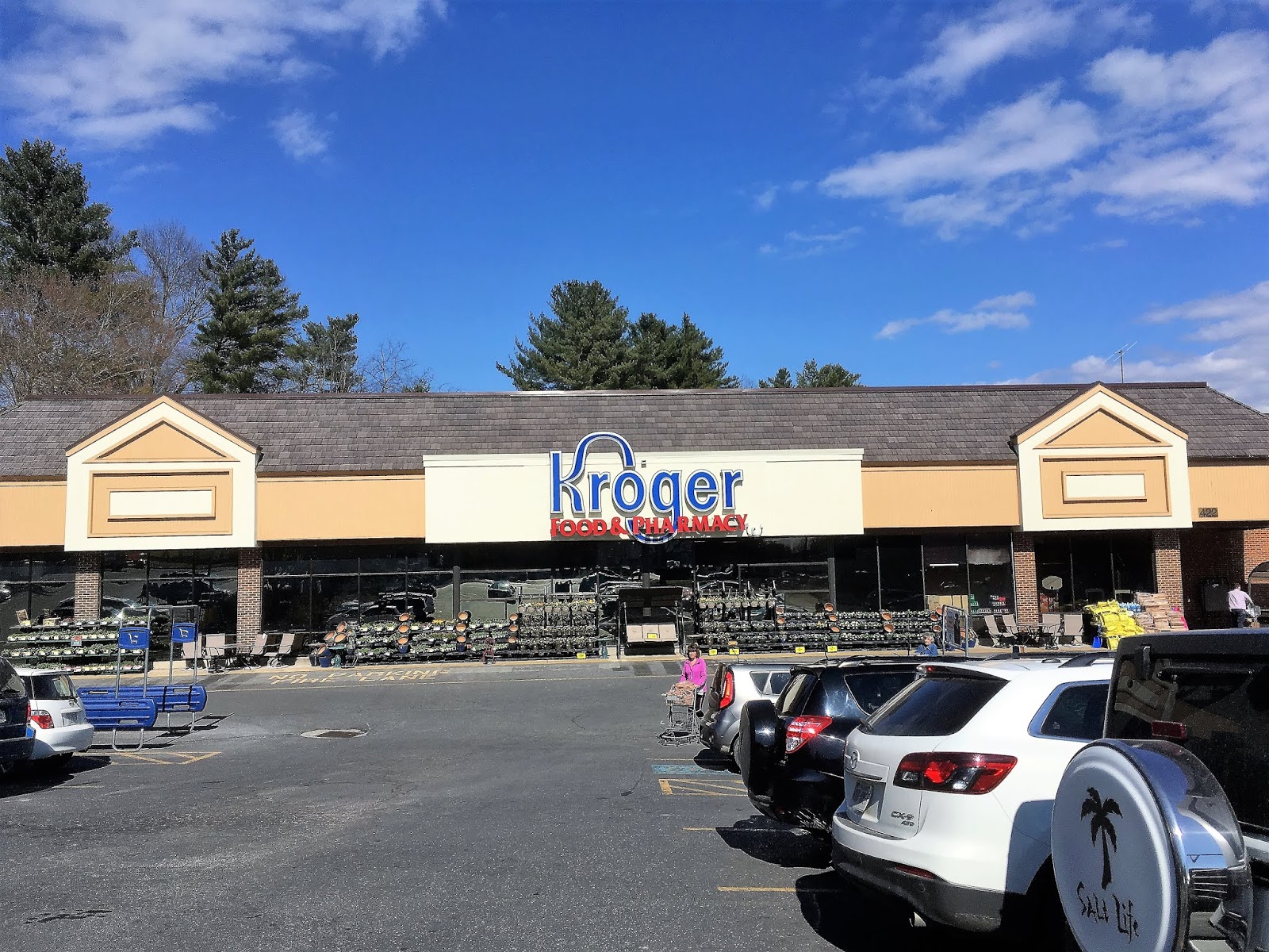 TOUR Kroger Lexington, VA