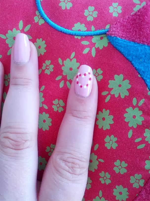 Nail art St Valentin ( Rose Pink Bourjois) Nail art St Valentin ( Rose Pink Bourjois)